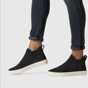 Rothy’s shoes Chelsea size 8.5 EUC